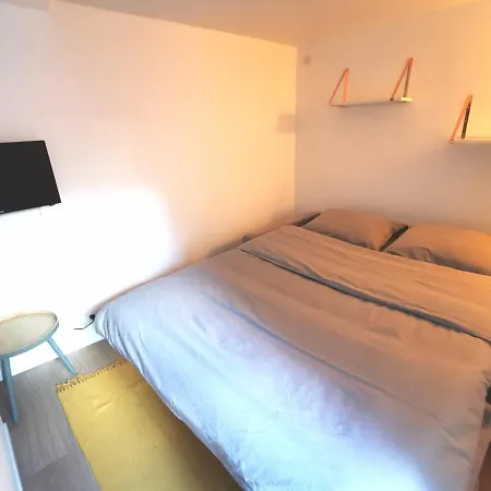 En Duplex Dans Un Particulier Апартаменты Кан